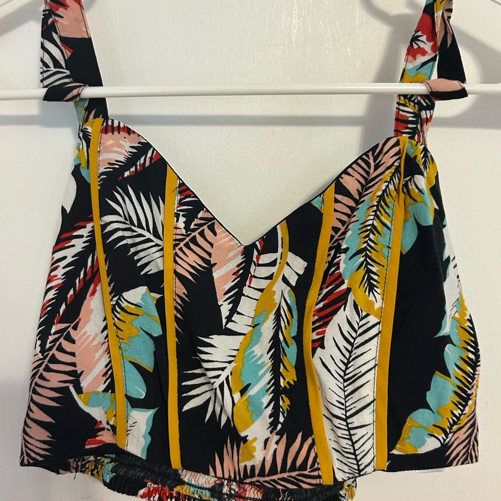 Vibrant Tropical Leaf Print Crop top and skirt set.